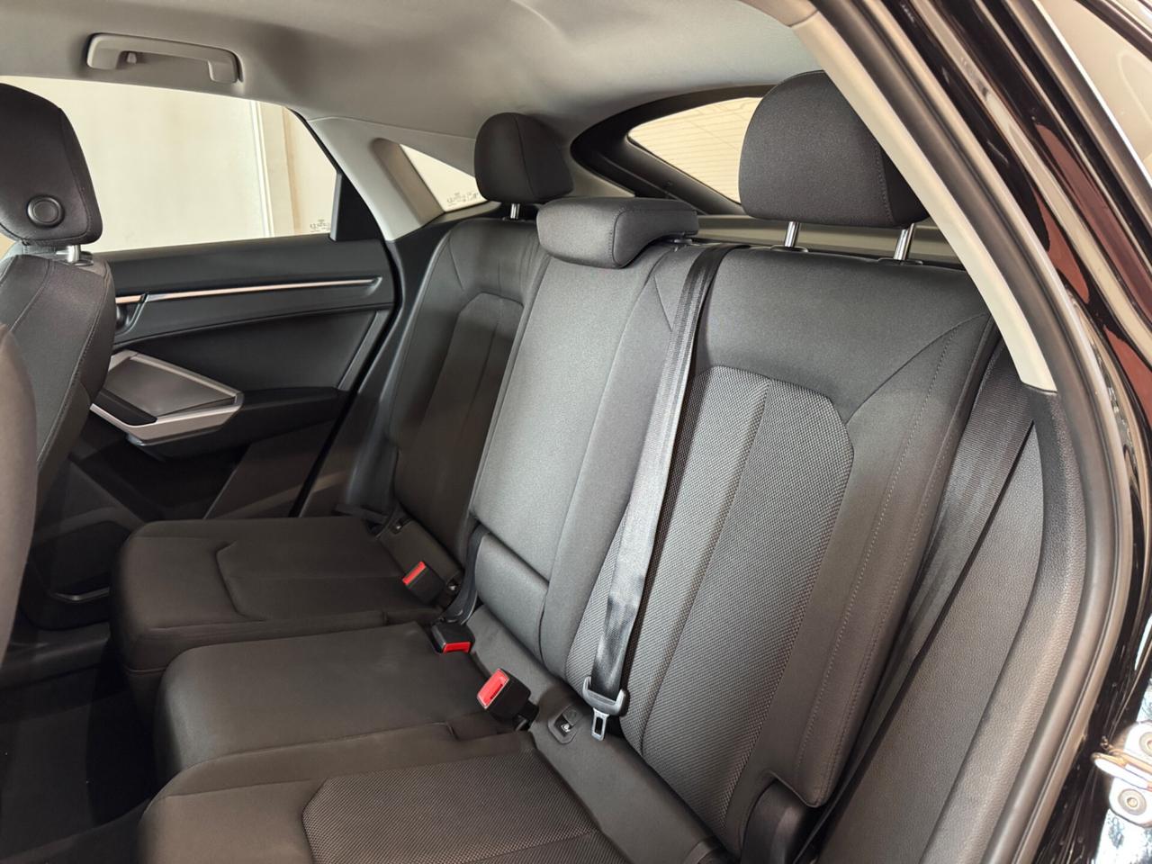 AUDI Q3 SPB 35 TDI S TRONIC S LINE EDITION