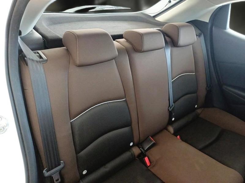 MAZDA 2 1.5 E-SKYACTIV-G M HYBRID 90 CV EVOLVE 5 PORTE BERLINA