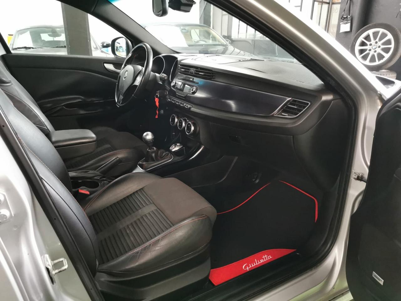 Alfa Romeo Giulietta 2.0 JTDm-2 Distinctive GARANZIA 12 MESI