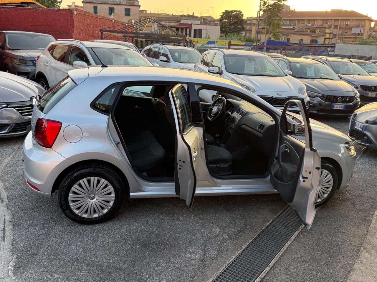 Polo 1.2 TSI- Highline-( 50 mila km ) -unipro
