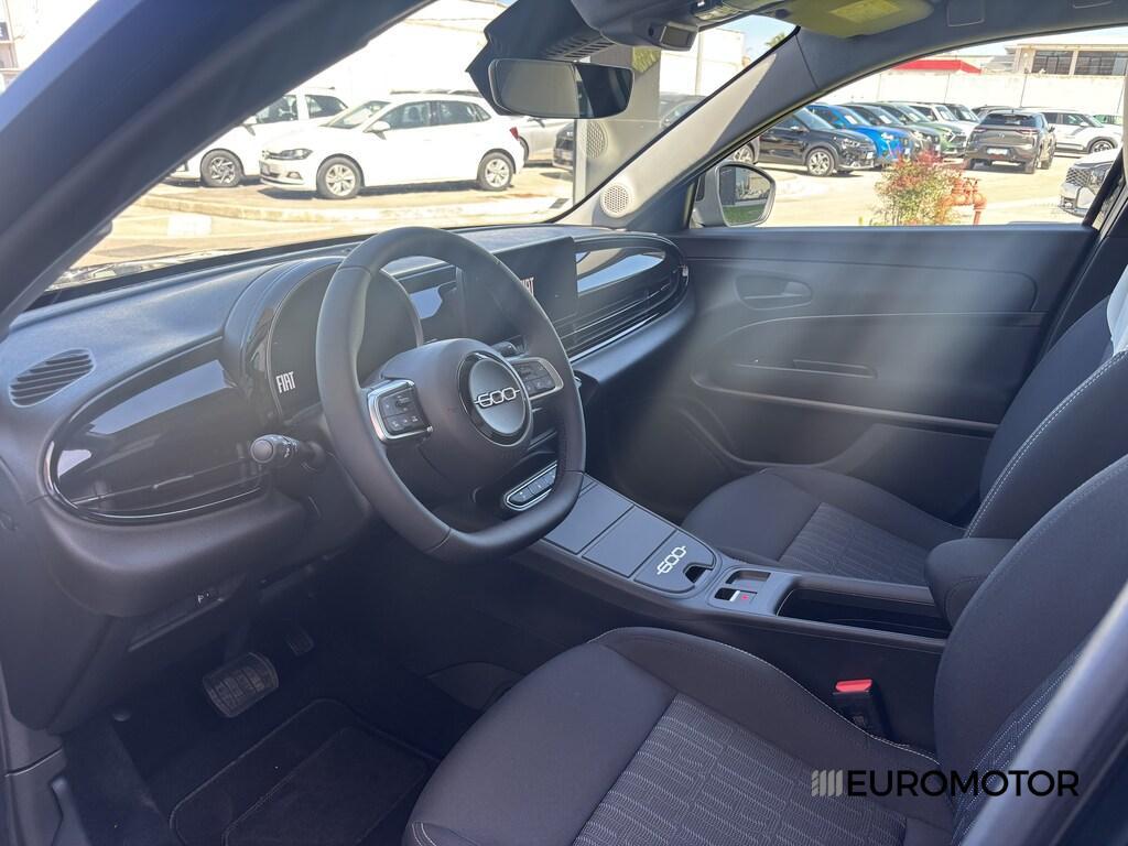 Fiat 600 1.2 Hybrid Icon eDCT