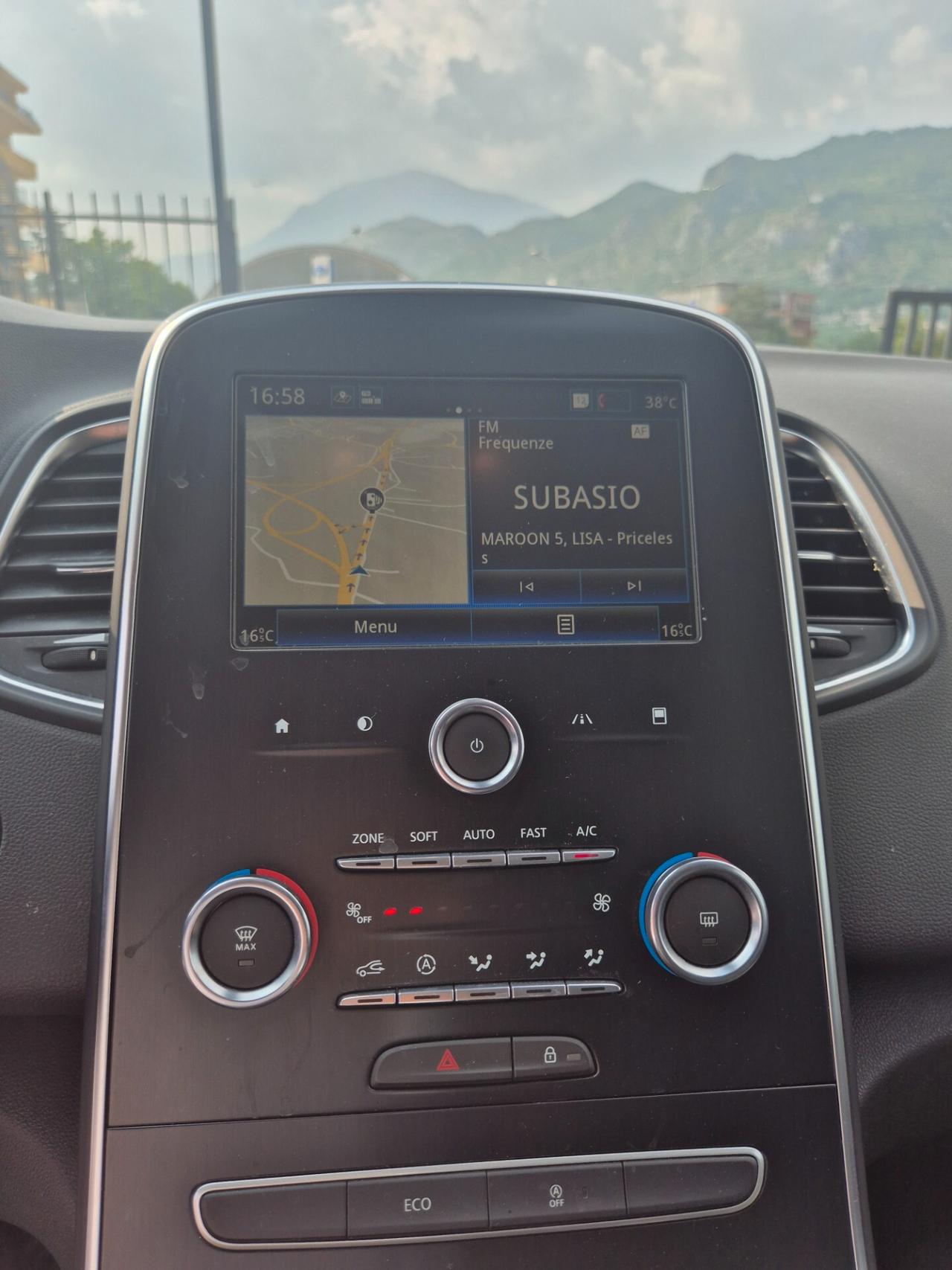 Renault Scenic Blue dCi 120 CV EDC Intens N1