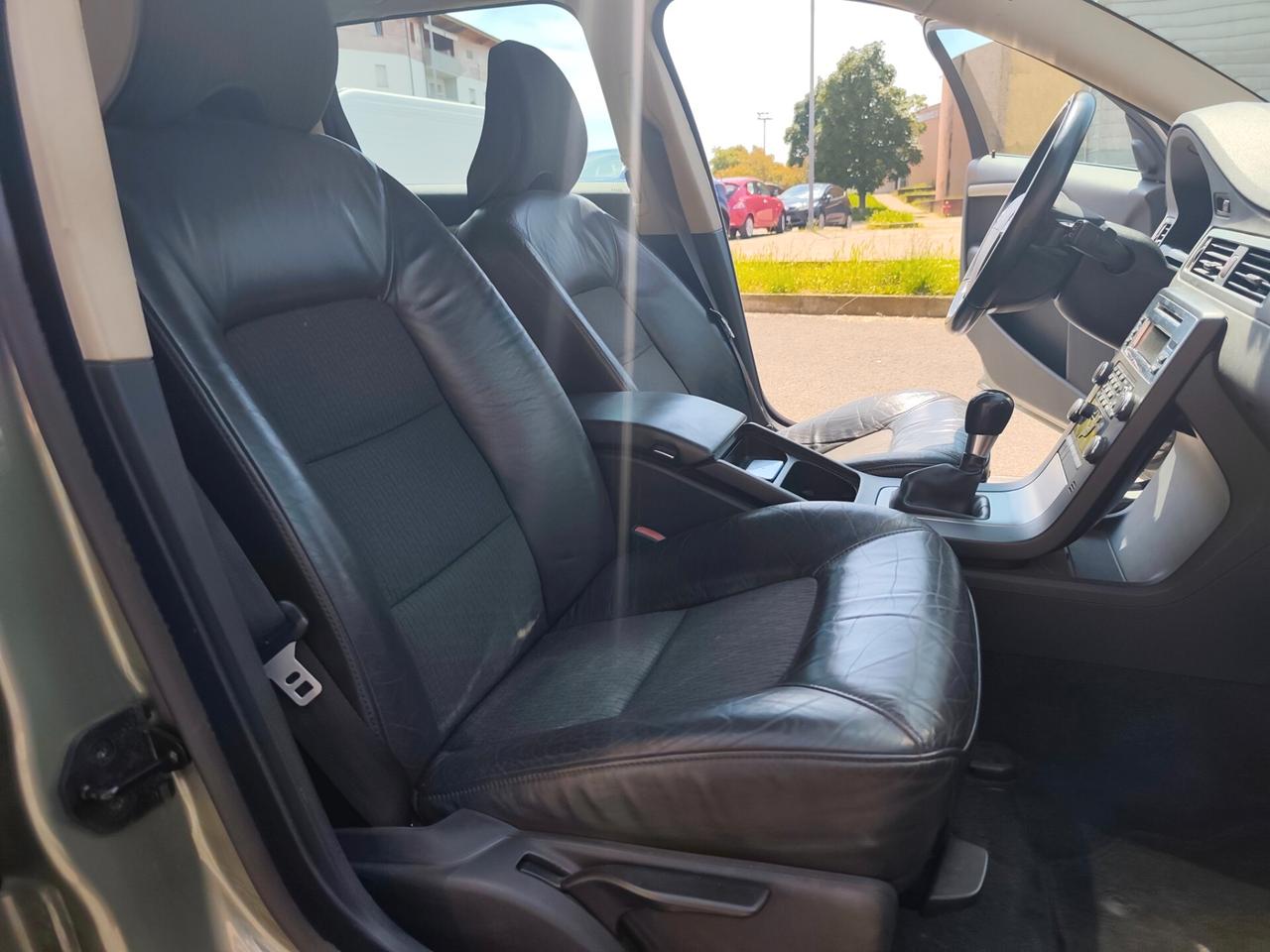 Volvo V70 2.4 D5 Summum frizione nuova