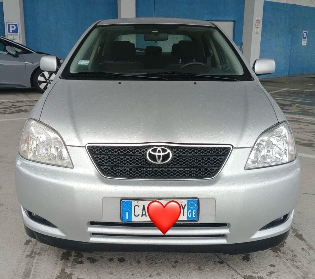 Toyota Corolla 1.4i 16V cat 5 porte