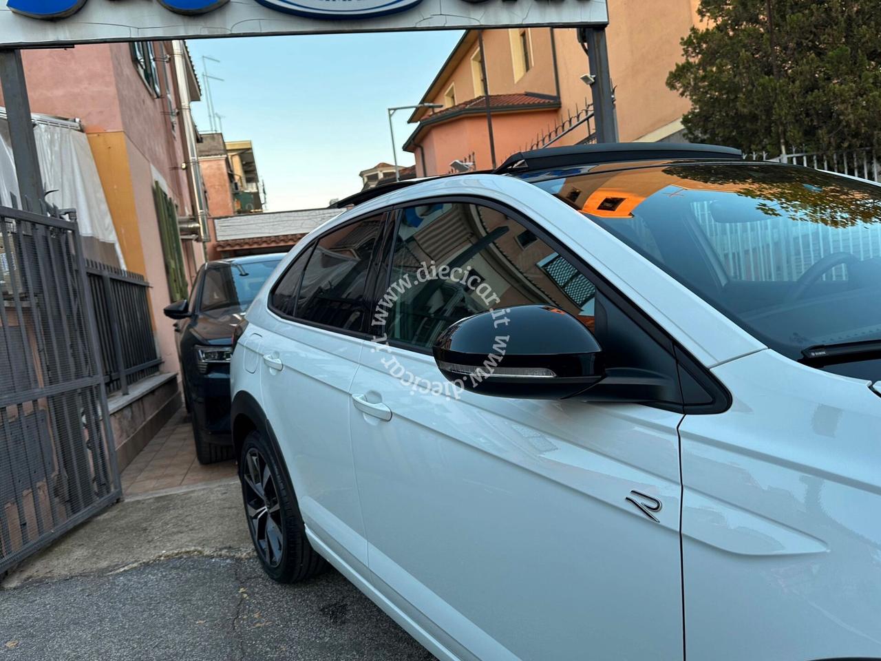 Volkswagen Taigo 1.0 TSI 115 CV DSG R-Line Plus TETTO MATRIX KEY-LESS