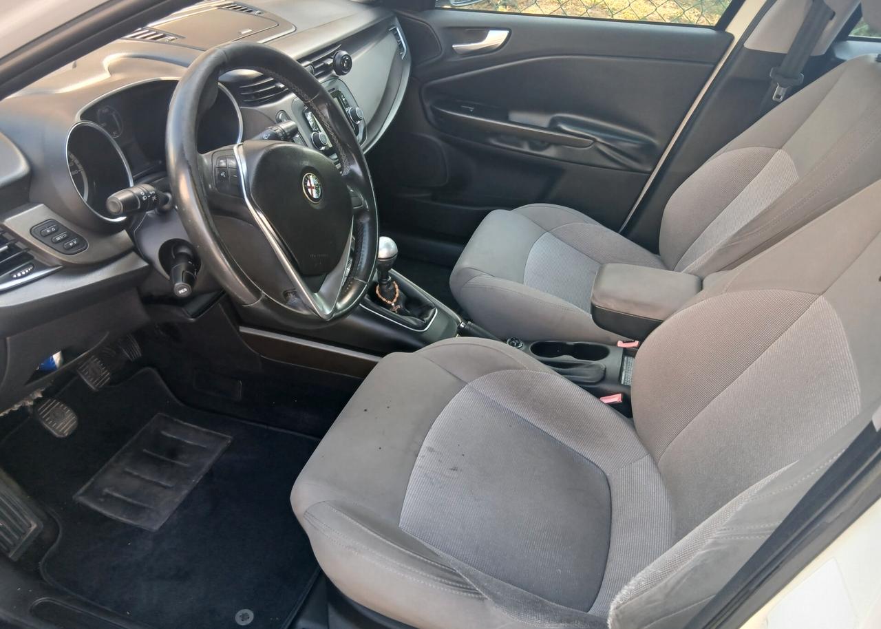 Alfa Romeo Giulietta 1.6jtdm 105cv