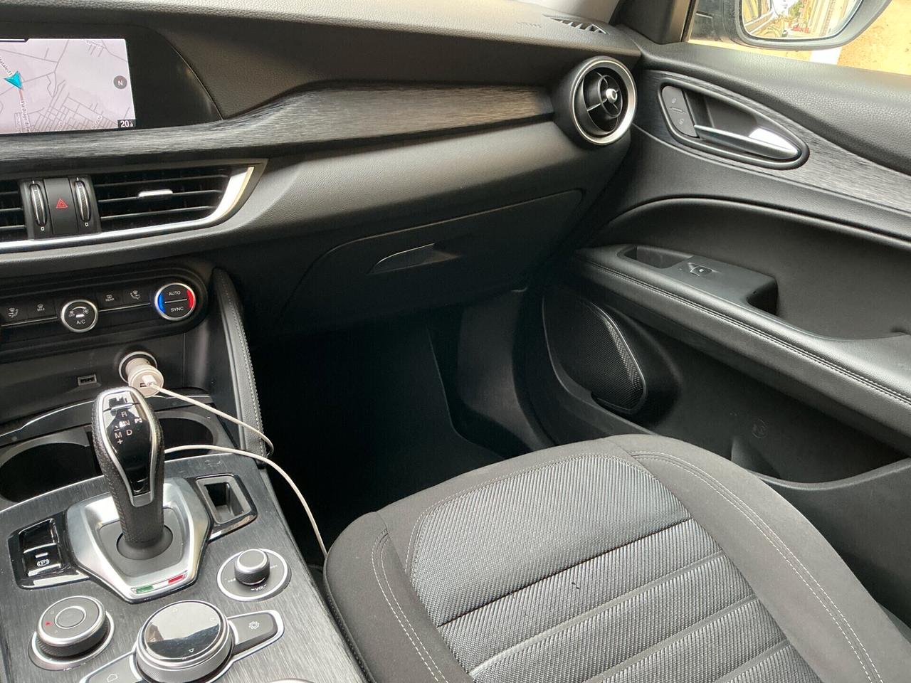 Alfa Romeo Stelvio 2.2 Turbodiesel 190 CV AT8 Q4 Executive
