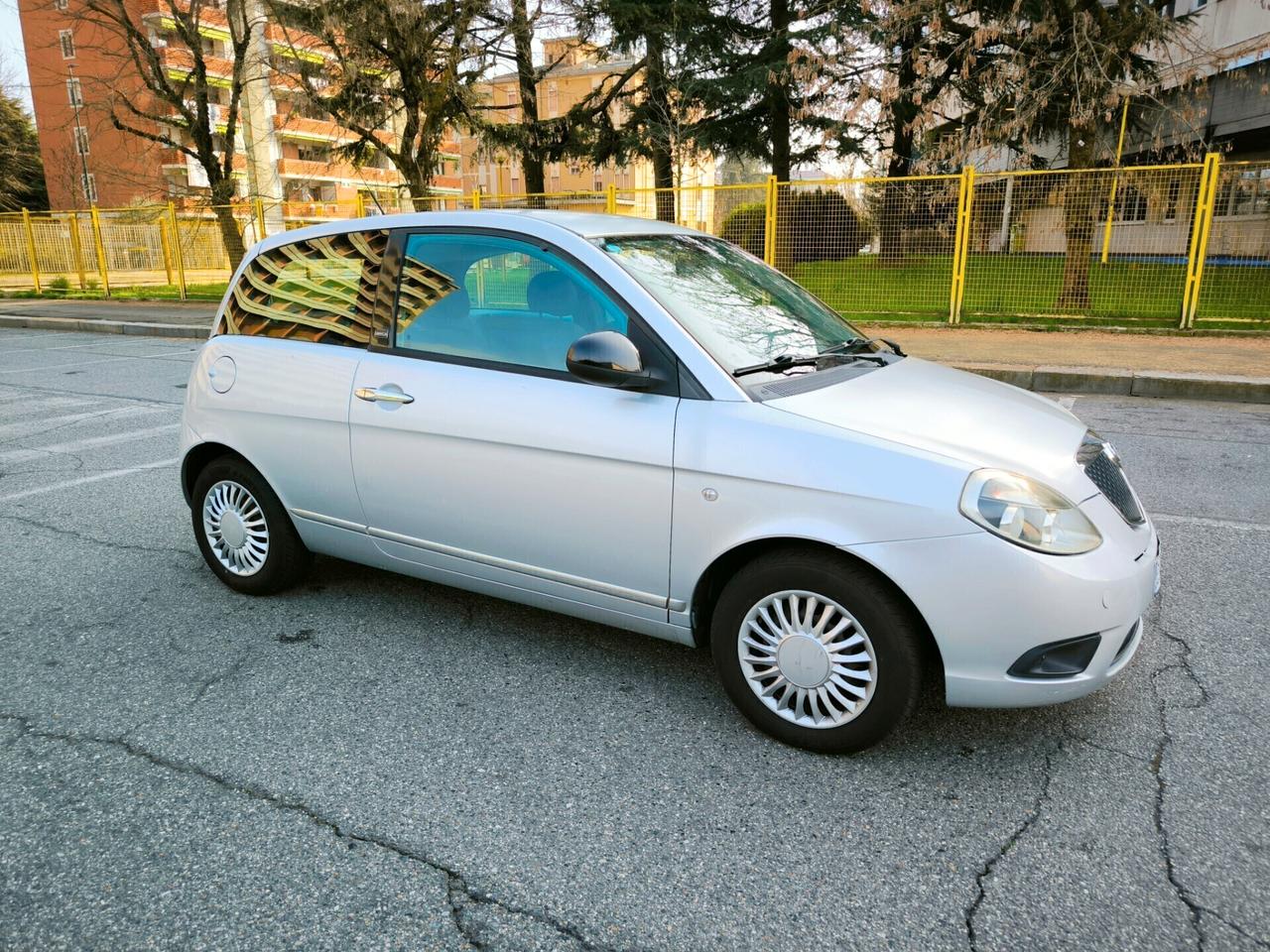 Lancia Ypsilon 1.2 69 CV Platinum