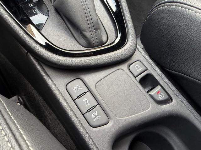 TOYOTA Yaris 1.5 130CV LOUNGE HYBRID+NAVI+ADAS+LED+PELLE+RCAM