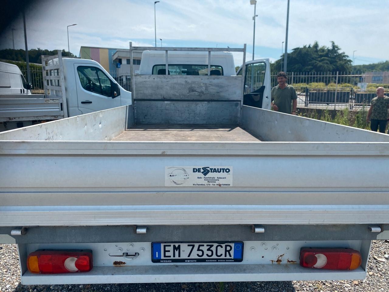 Nissan NV400 35 2.3 dCi 125CV PL Cabinato