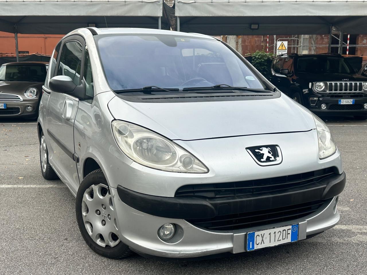 Peugeot 1007 1.4 HDi Happy