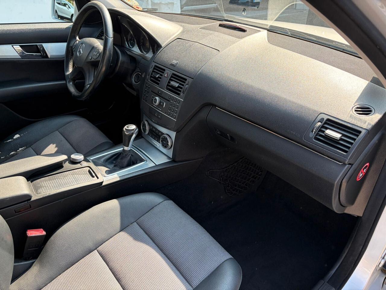 Mercedes-benz C 200 BlueEFFICIENCY Avantgarde