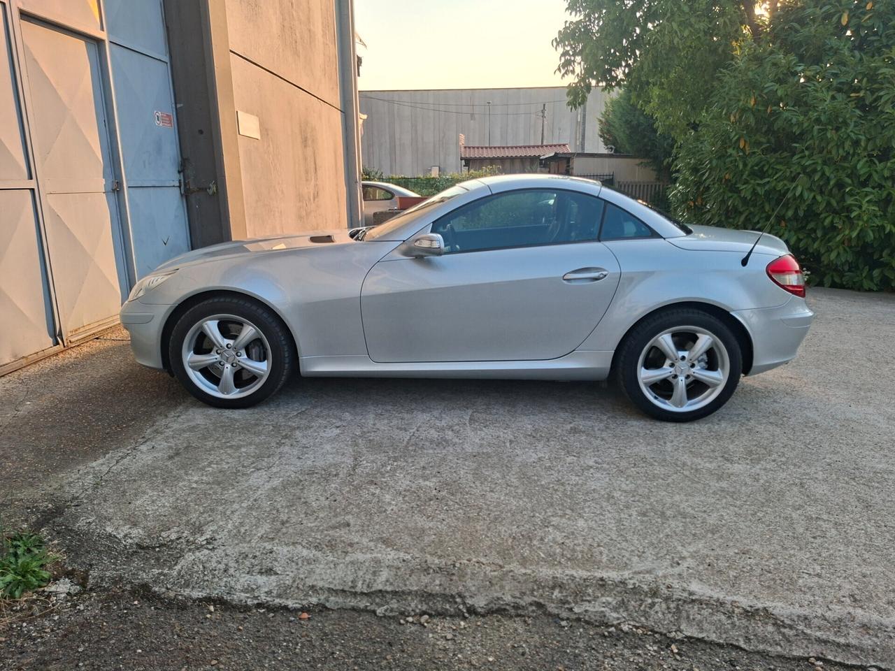 Mercedes SLK R171 350 V6 272cv *Cambio manuale ASI
