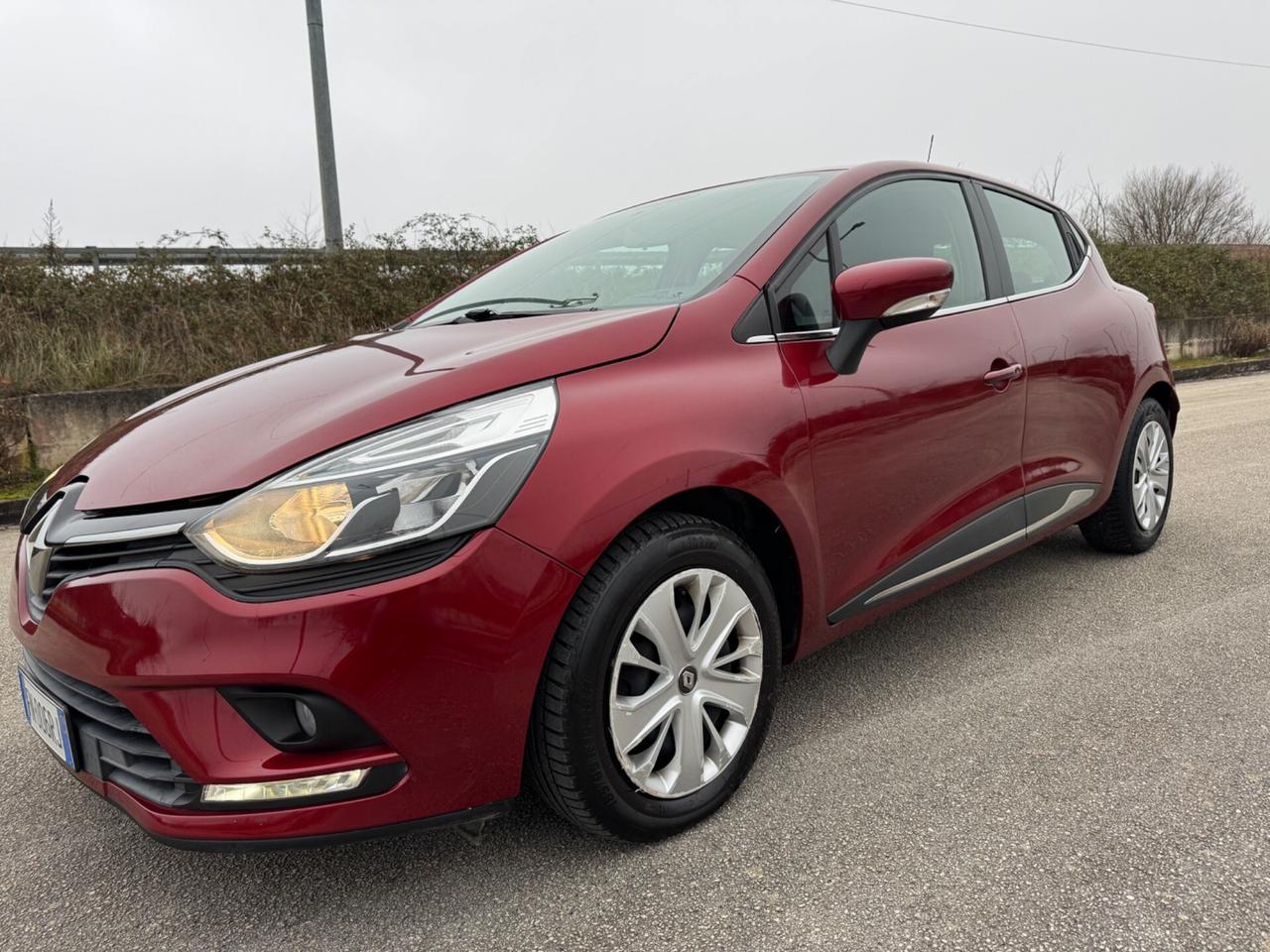 Renault Clio dCi 8V 75 CV 5 porte Moschino Life