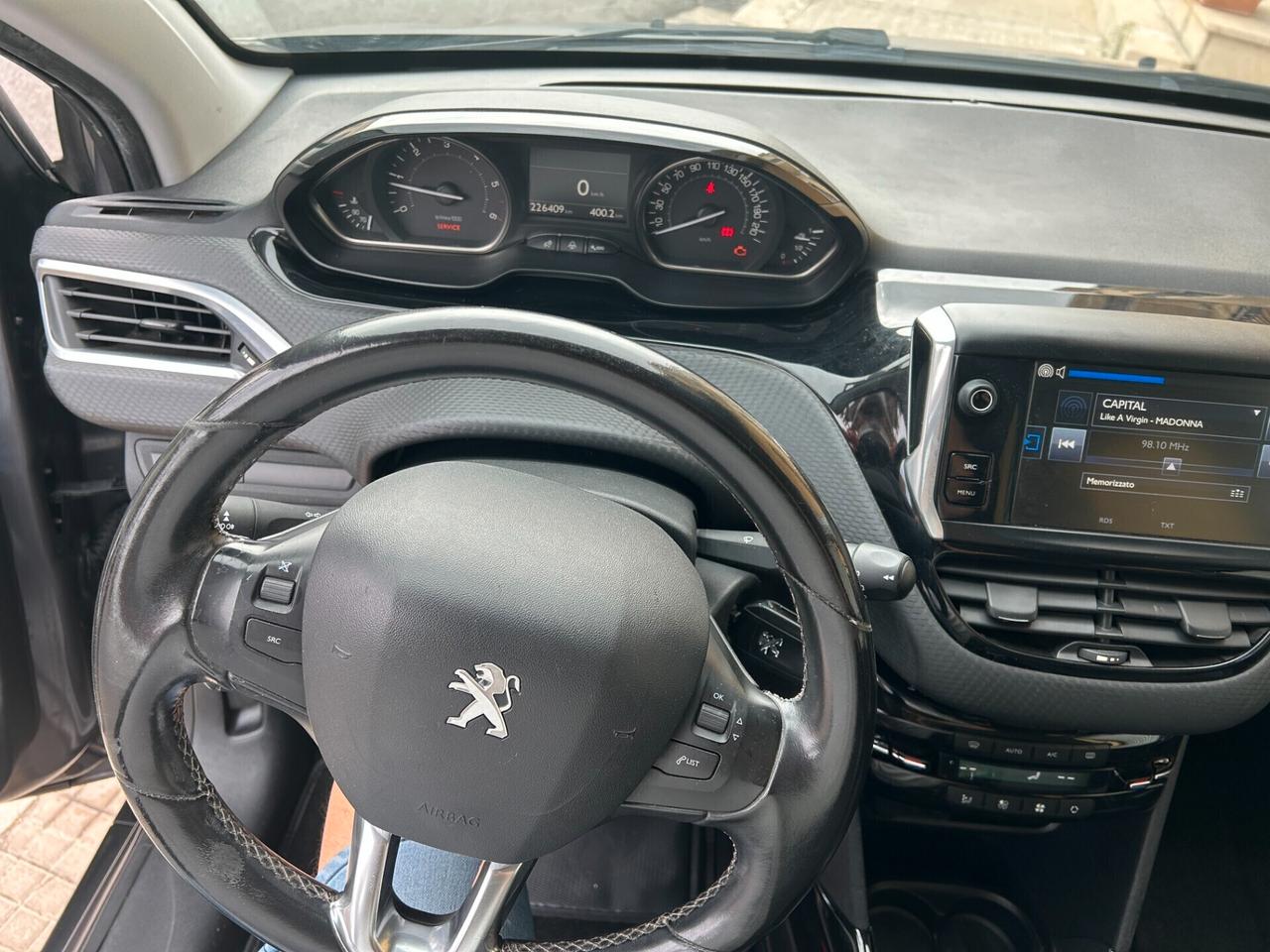 Peugeot 2008 BlueHDi 100 GT Line