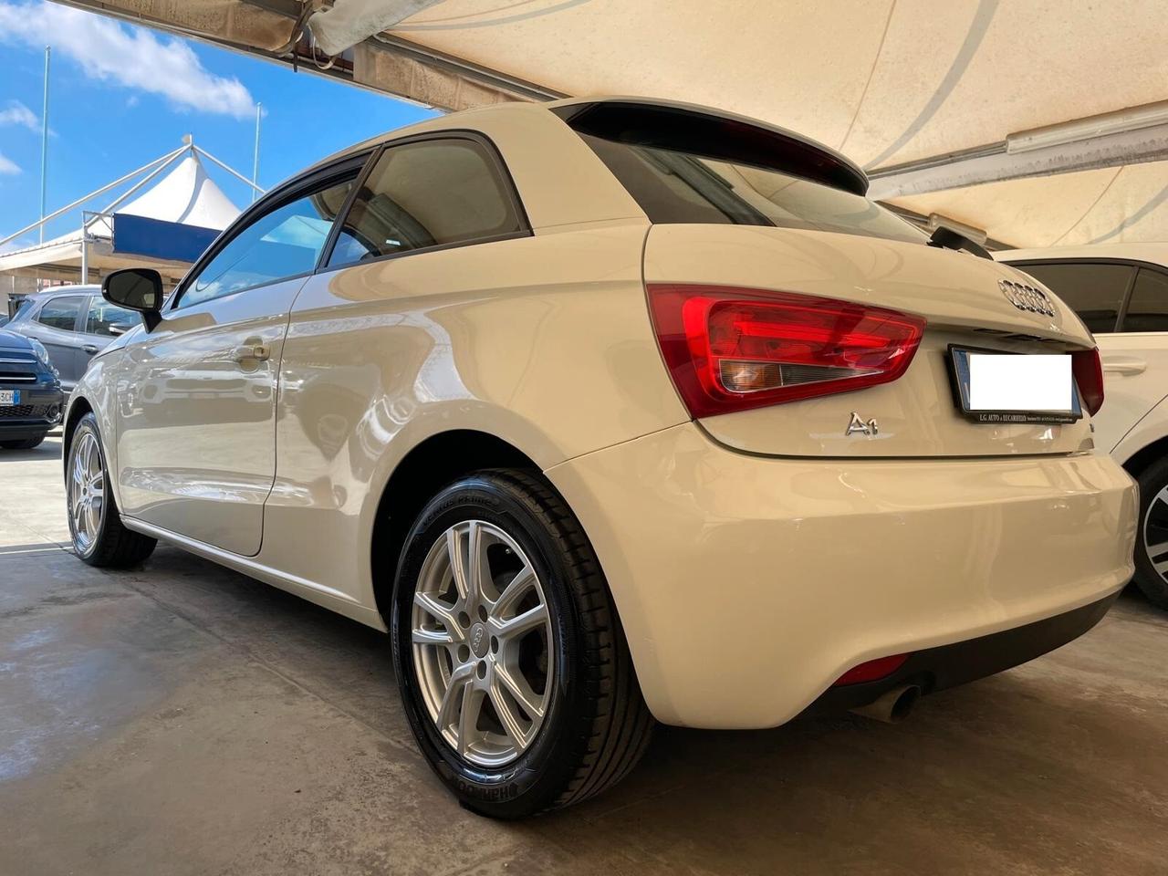 AUDI A1 1,6 DIESEL