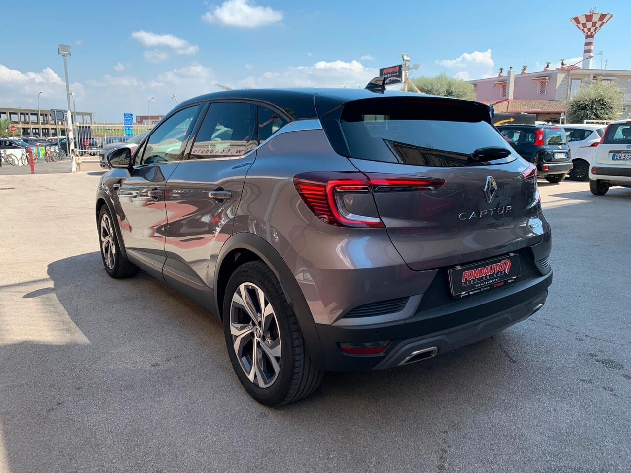 Renault Captur Full Hybrid E-Tech 94CV RS Line