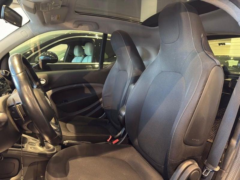 smart fortwo 90 0.9 Turbo BRABUS Style