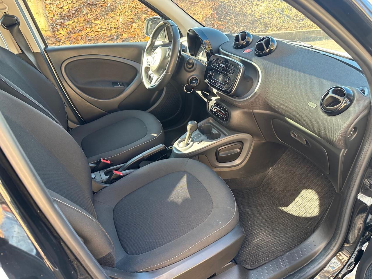 Smart ForFour 09/19 KM.23412 C. Aut. S.passion