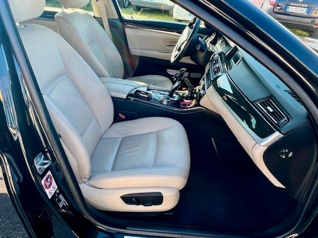 Bmw 520d Touring Luxury - 2016