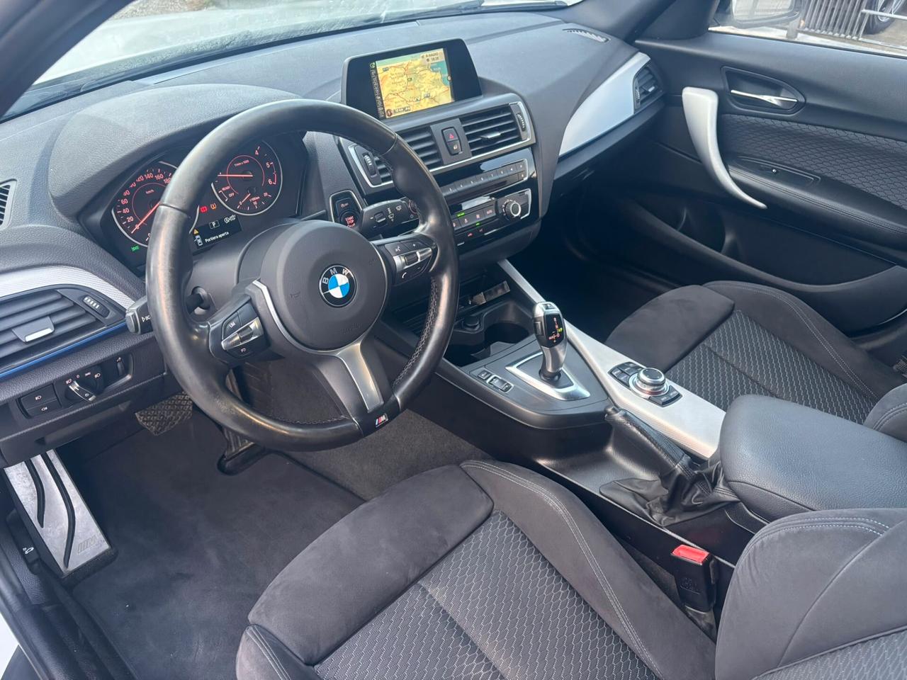 Bmw 118 118d 5p. Msport