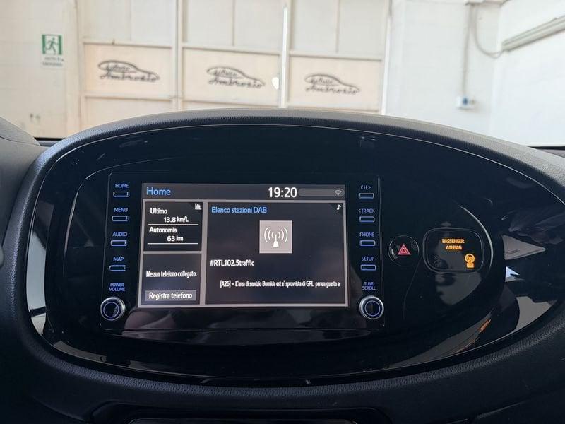 Toyota Aygo X Aygo X 1.0 Lounge Air 72cv TUA DA 169,00 EURO AL MESE