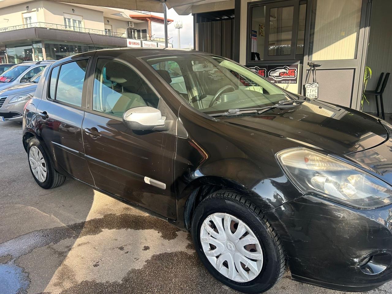 Renault Clio 1.2 16V 5 porte GPL Dynamique