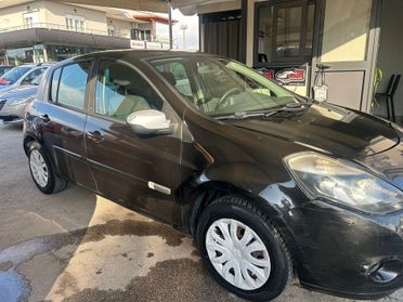 Renault Clio 1.2 16V 5 porte GPL Dynamique