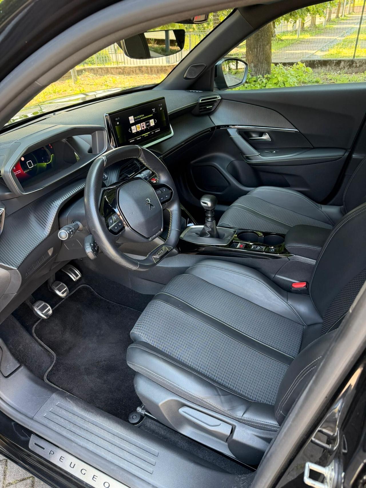 Peugeot 2008 PureTech 130 S&S EAT8 GT Line