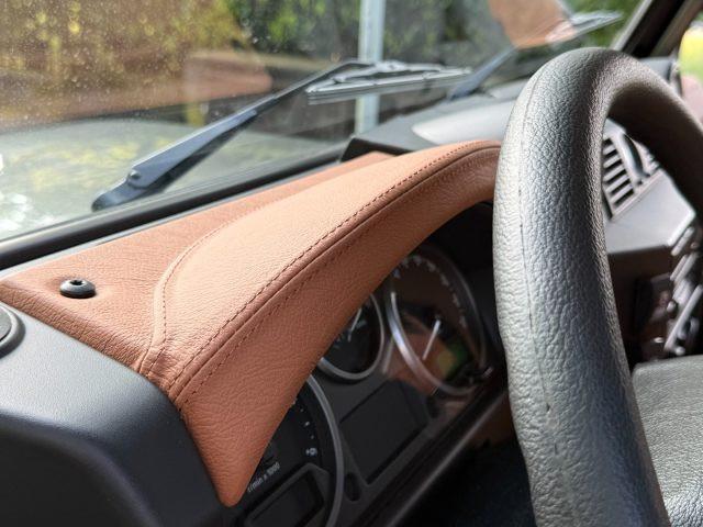 LAND ROVER Defender 90 2.4 S TD4 Station Wagon