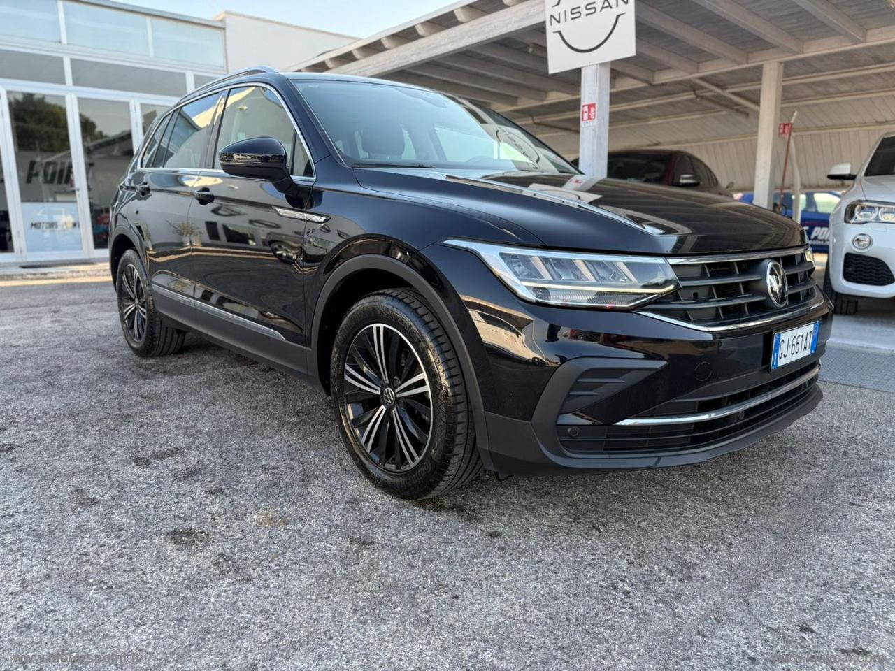 VOLKSWAGEN Tiguan 2.0 TDI 150CV SCR DSG R-Line