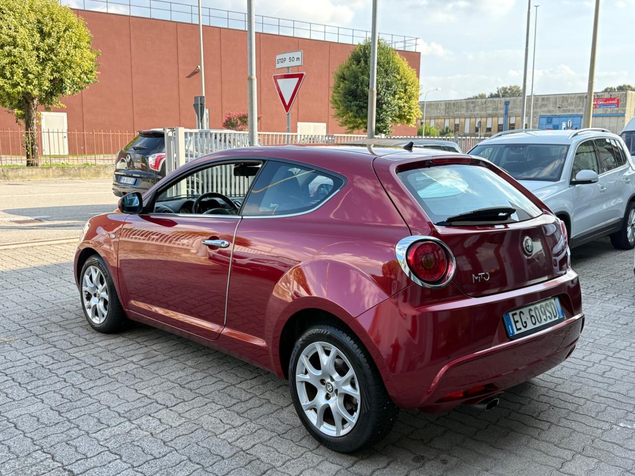 Alfa Romeo MiTo 1.6 JTDm-2 S&S Distinctive Sport Pack