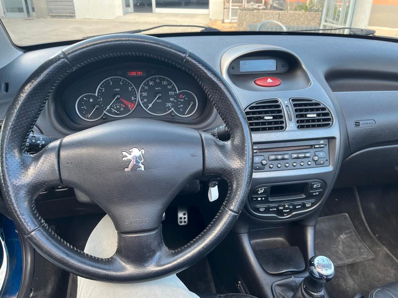 Peugeot 206 1.6 16V CC