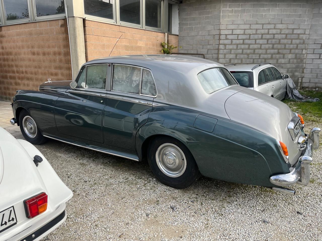Bentley S1 Guida a SX