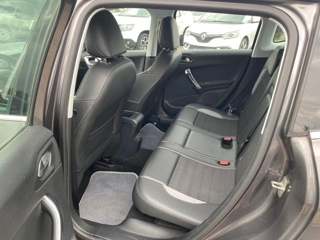 PEUGEOT 2008 1° serie PureTech 82 Allure