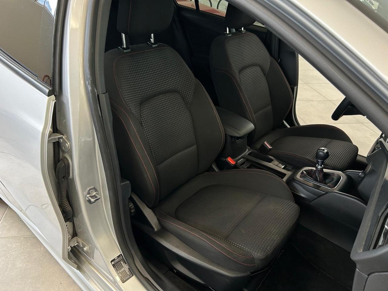 Ford Focus 1.0 EcoBoost Hybrid 125 CV 5p. ST-Line