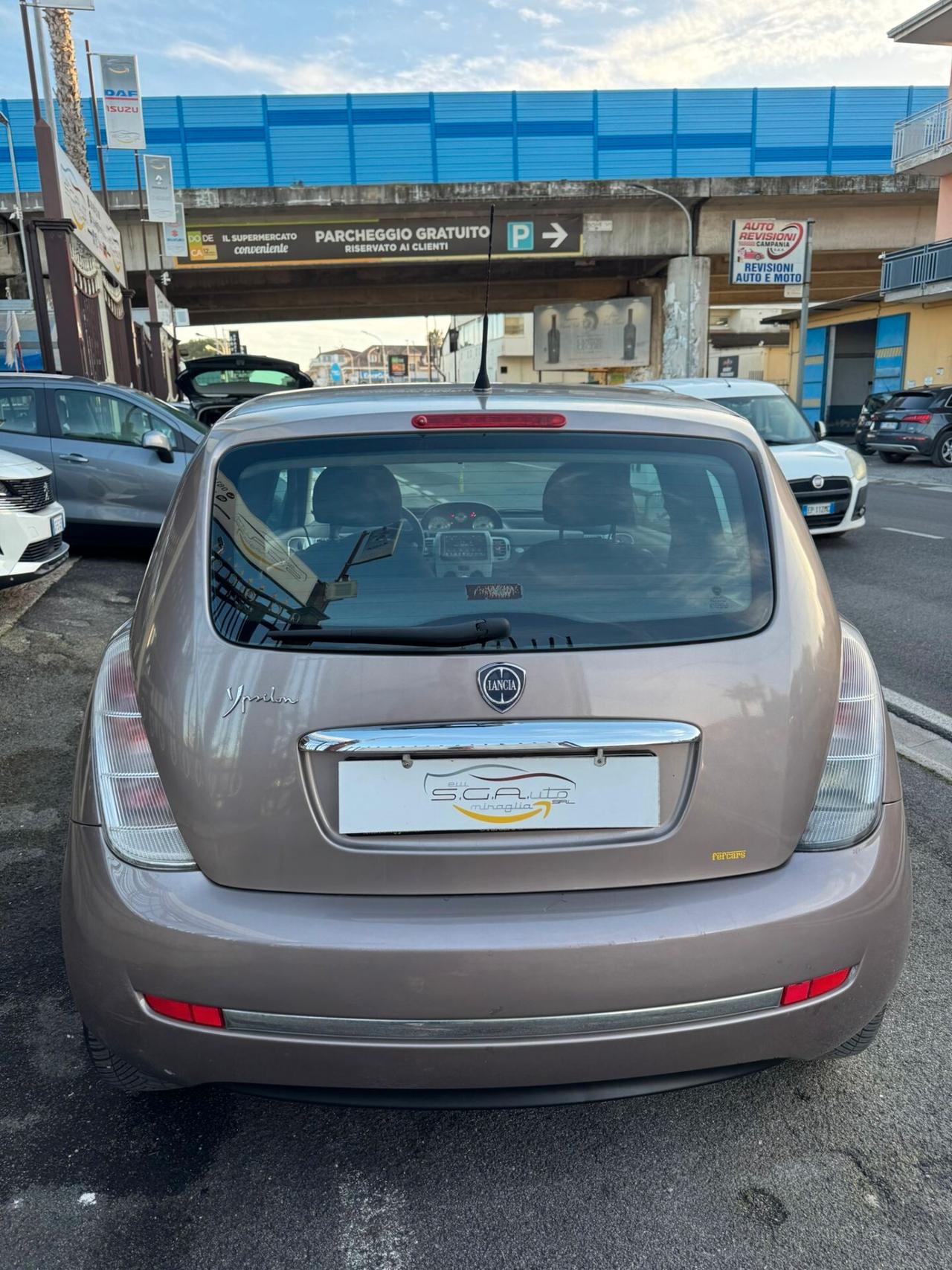 Lancia Ypsilon 1.2 Argento