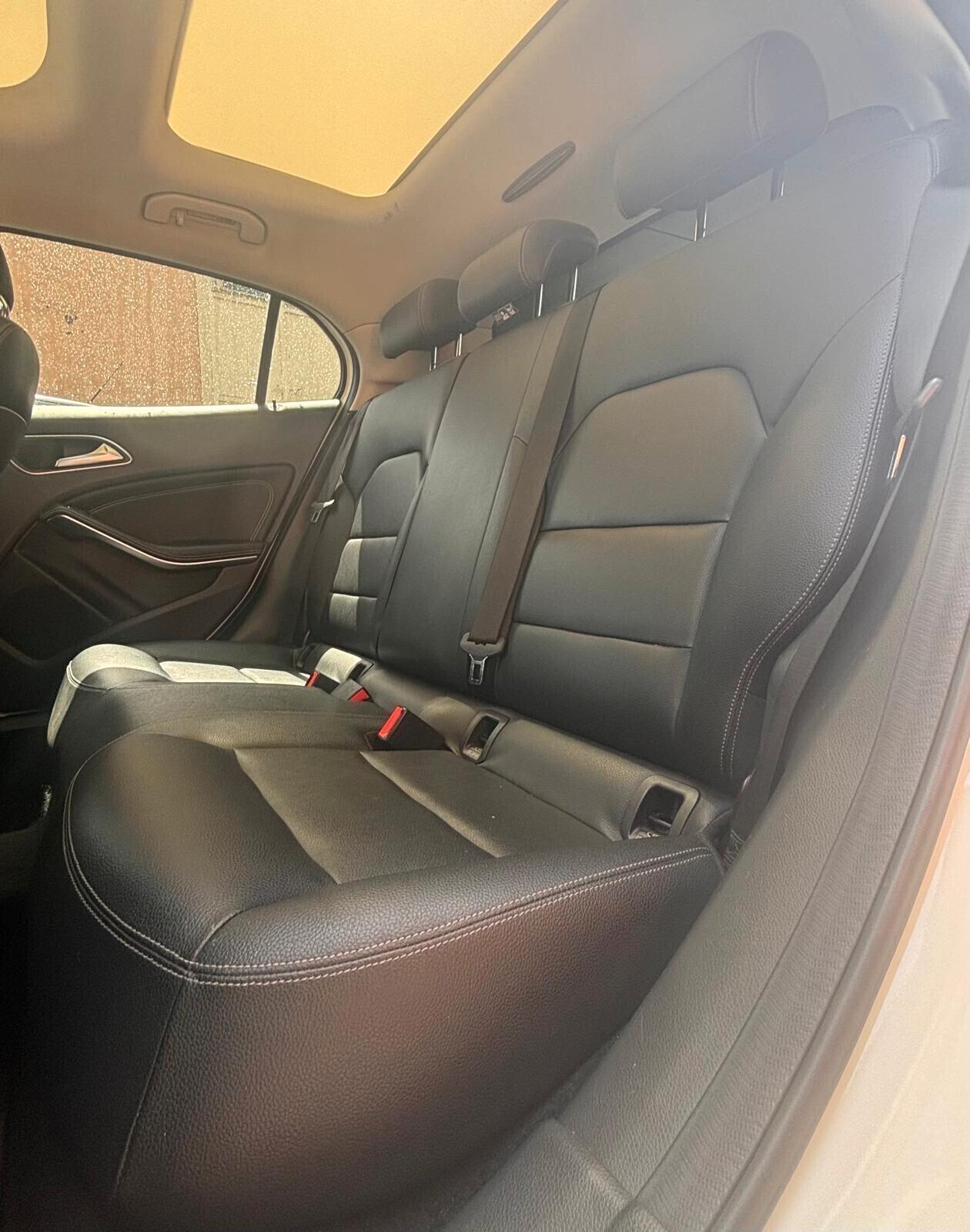 Mercedes-benz GLA 200 d Automatic 4Matic Premium
