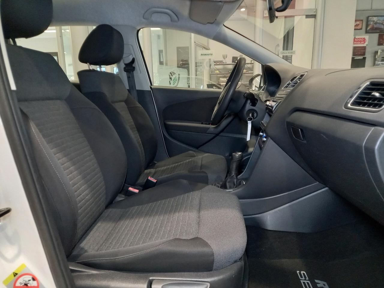 Volkswagen Polo 49.000 km VENDUTA