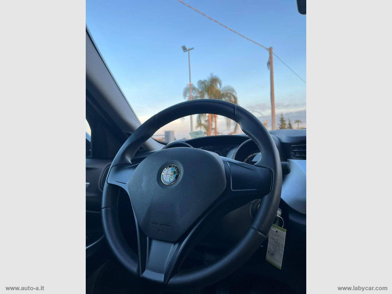 ALFA ROMEO Giulietta 1.6 JTDm-2 105 CV Distinctive