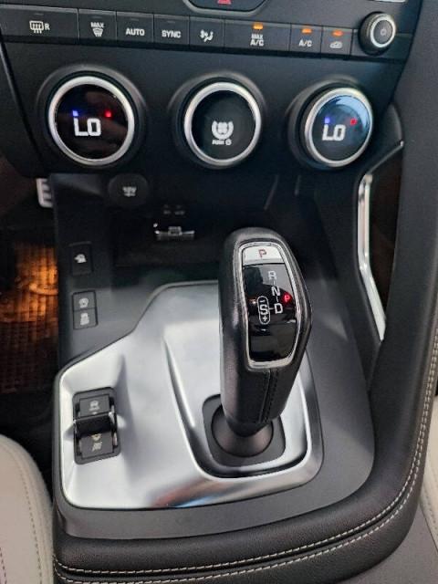Jaguar E-Pace 2.0d i4 R-Dynamic HSE 150cv VIRTUAL! TETTO! PELLE!