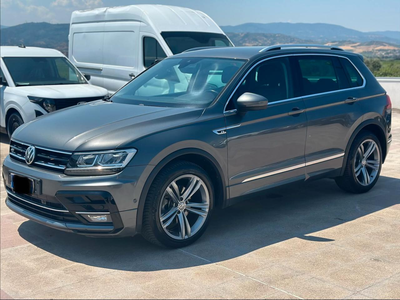 Volkswagen Tiguan 2.0 TDI SCR DSG R-LINE BlueMotion Technology