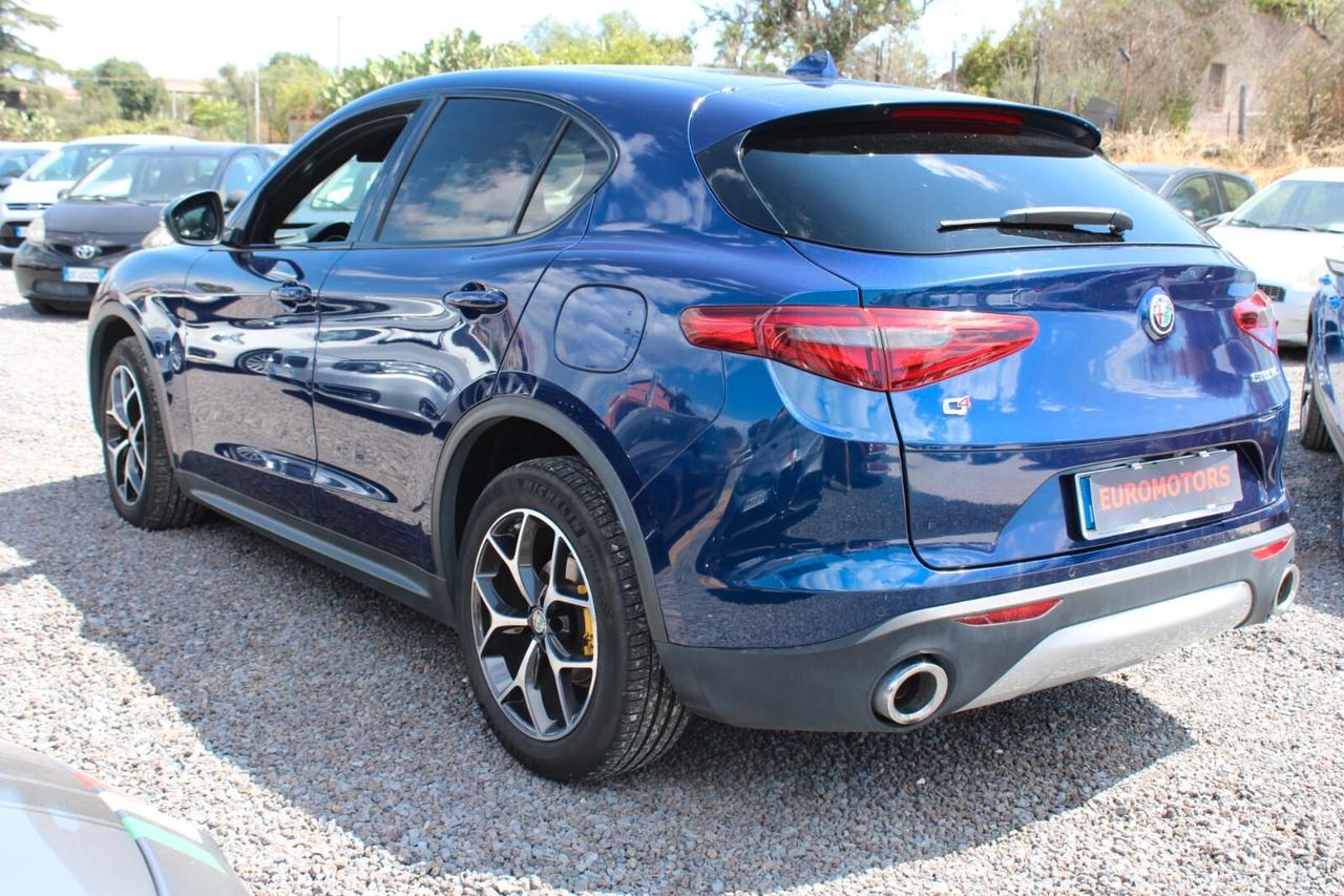 Alfa Romeo Stelvio Tua A SOLI 338€ al mese Anticipo Zero