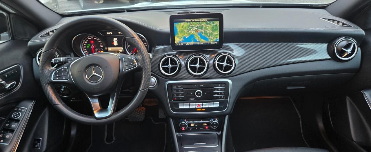 Mercedes-benz GLA 200 d Automatic Premium Night Edition