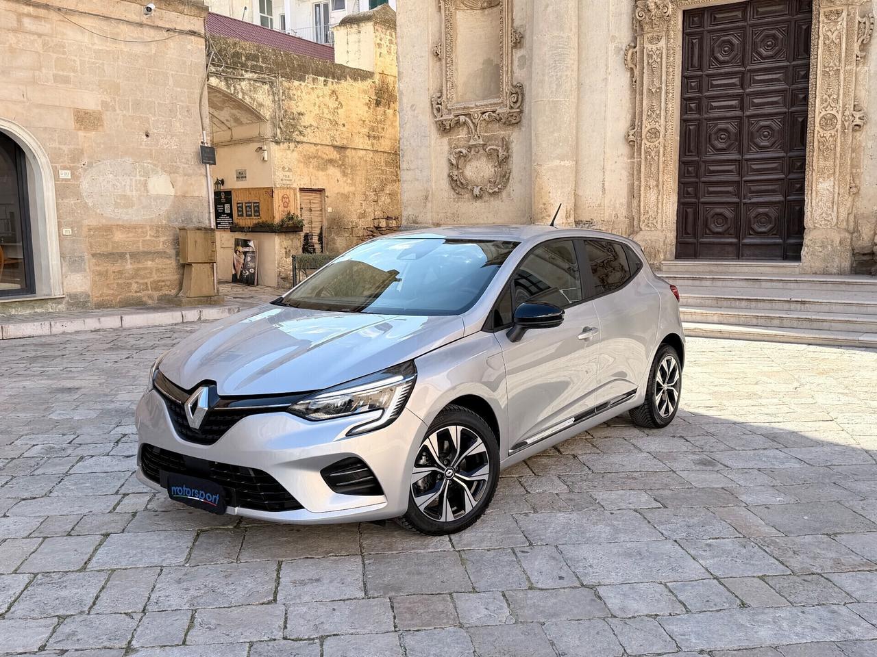 Renault Clio 1.5 dCi – 13.900 km