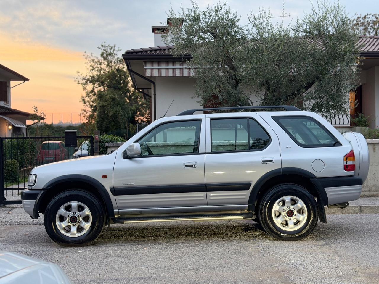 Opel Frontera 2.2 16V DTI Wagon Limited