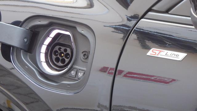 FORD Kuga 2.5 Plug In Hybrid 225 CV CVT 2WD ST-Line