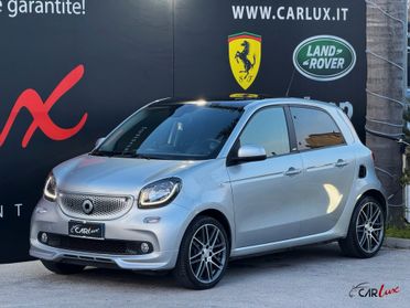 Smart forFour 0.9 T BRABUS 109CV TETTO CAM JBL