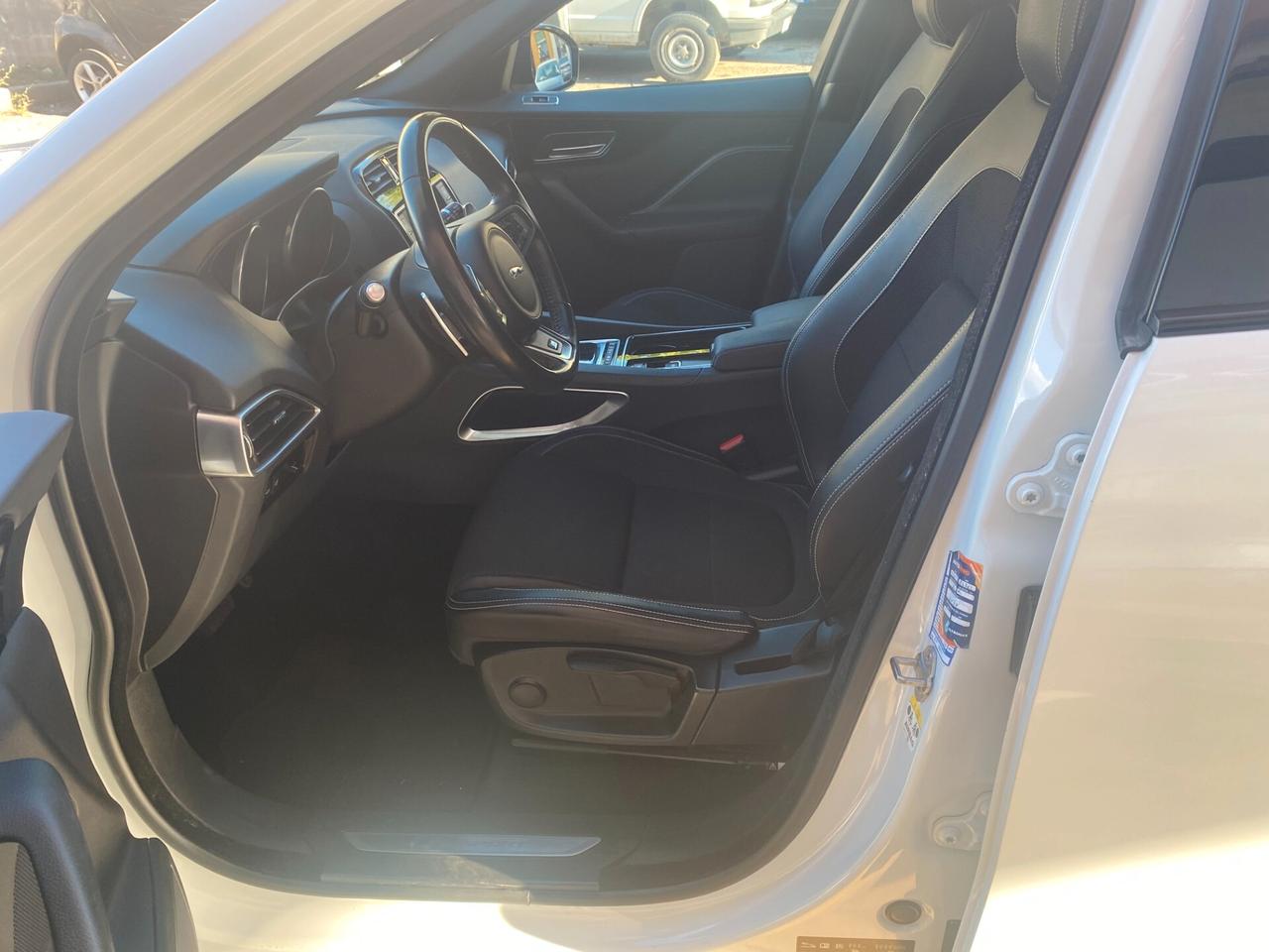 Jaguar F-Pace 2.0 D 240 CV AWD aut. R-Sport
