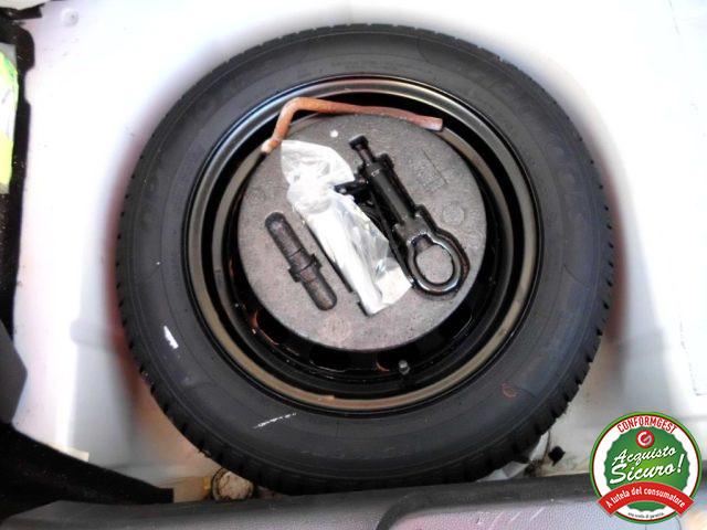 FORD Fiesta 1.5 TDCi 75CV 5P Business N1